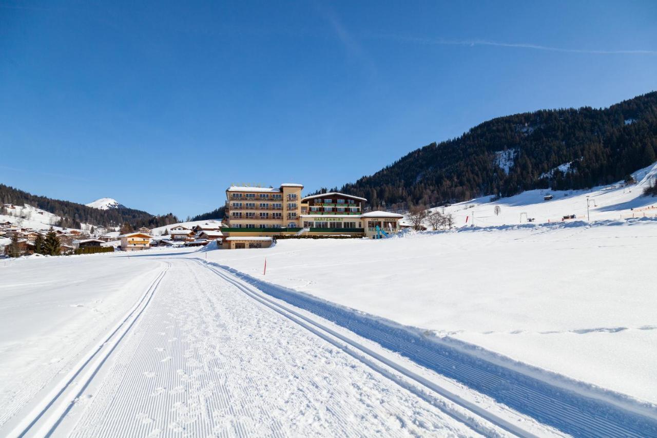 Hotel Harfenwirt ヴィルトシェーナウ エクステリア 写真