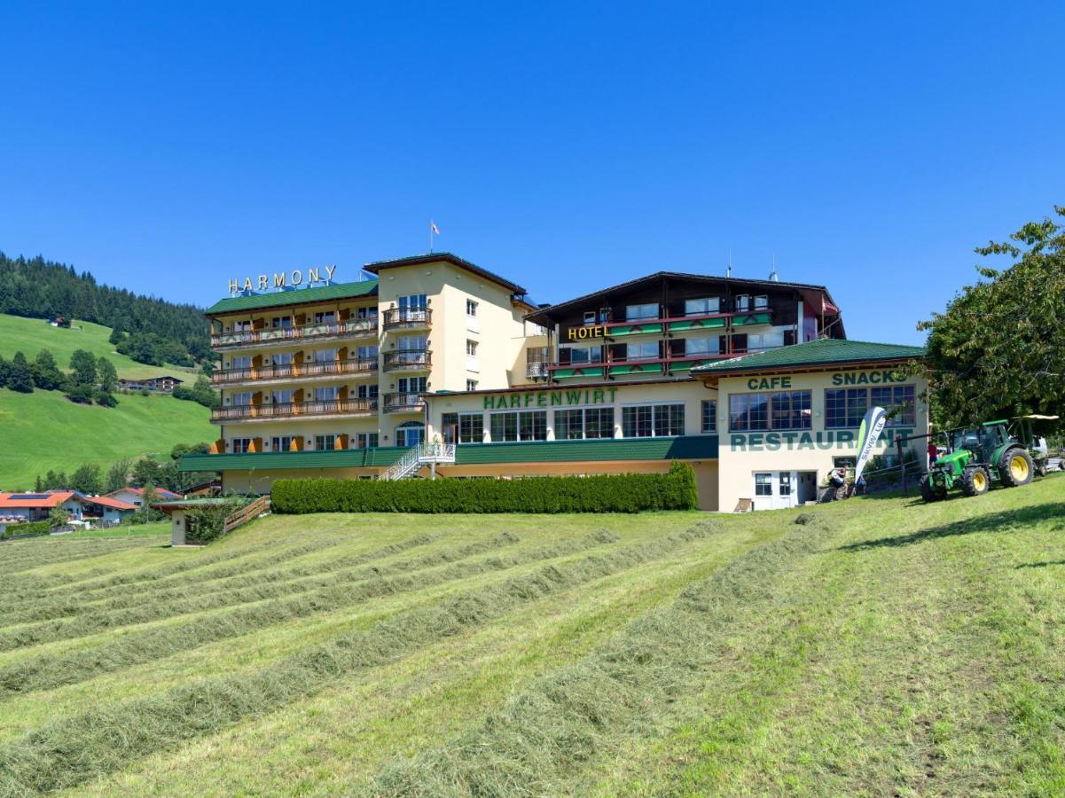Hotel Harfenwirt ヴィルトシェーナウ エクステリア 写真