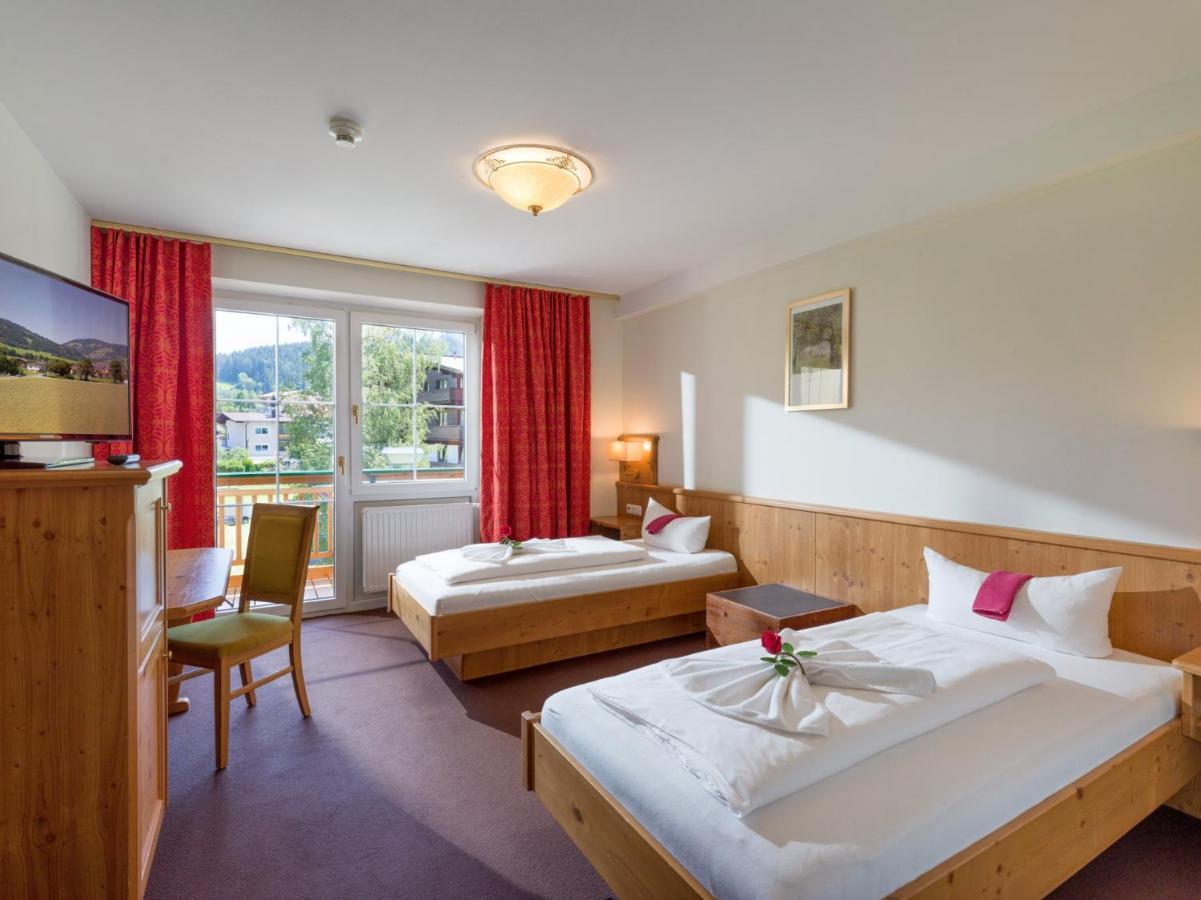 Hotel Harfenwirt ヴィルトシェーナウ エクステリア 写真