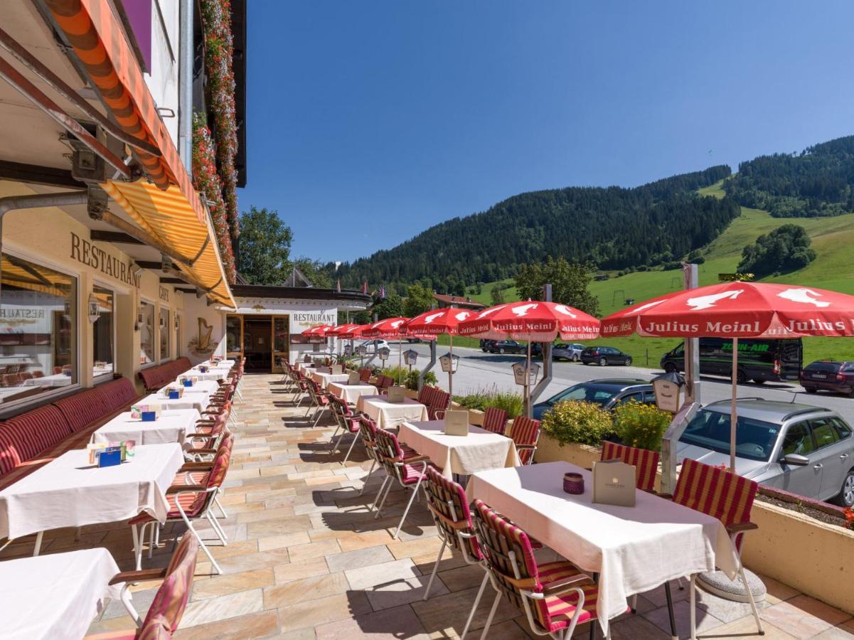 Hotel Harfenwirt ヴィルトシェーナウ エクステリア 写真