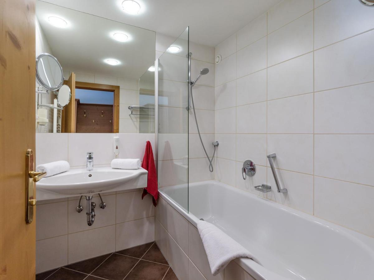 Hotel Harfenwirt ヴィルトシェーナウ エクステリア 写真