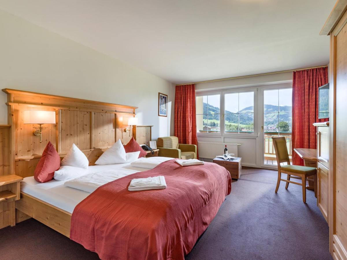 Hotel Harfenwirt ヴィルトシェーナウ エクステリア 写真