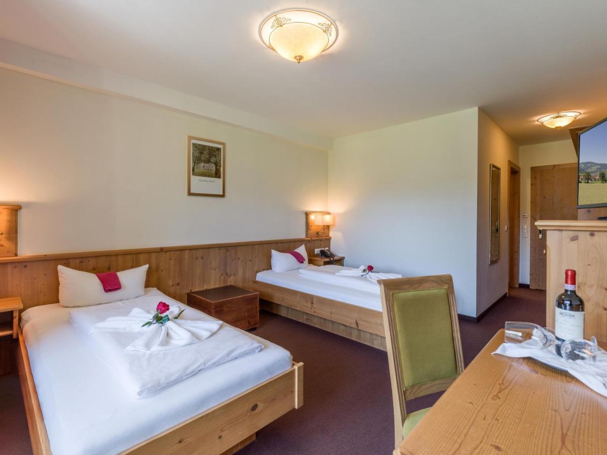 Hotel Harfenwirt ヴィルトシェーナウ エクステリア 写真
