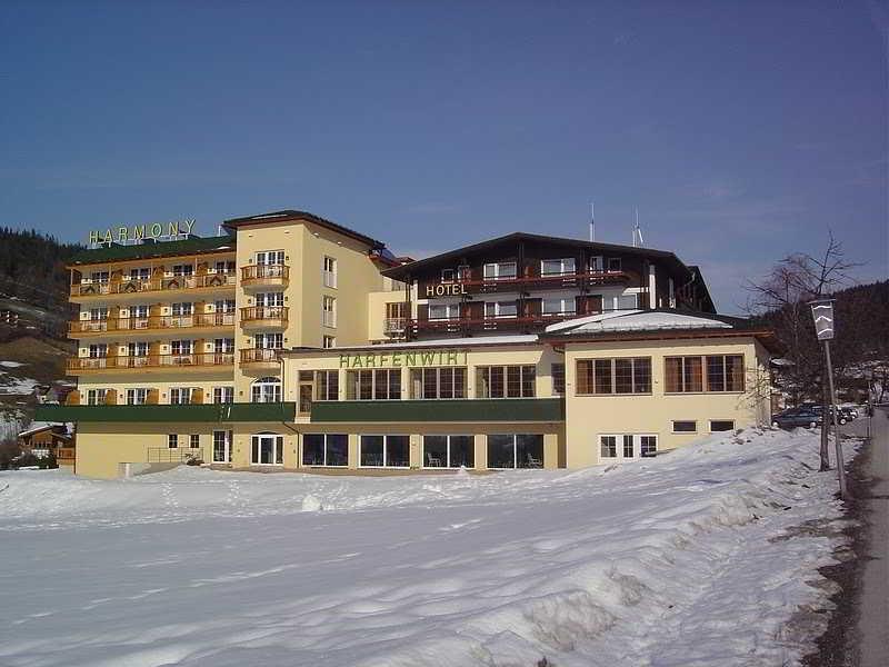 Hotel Harfenwirt ヴィルトシェーナウ エクステリア 写真